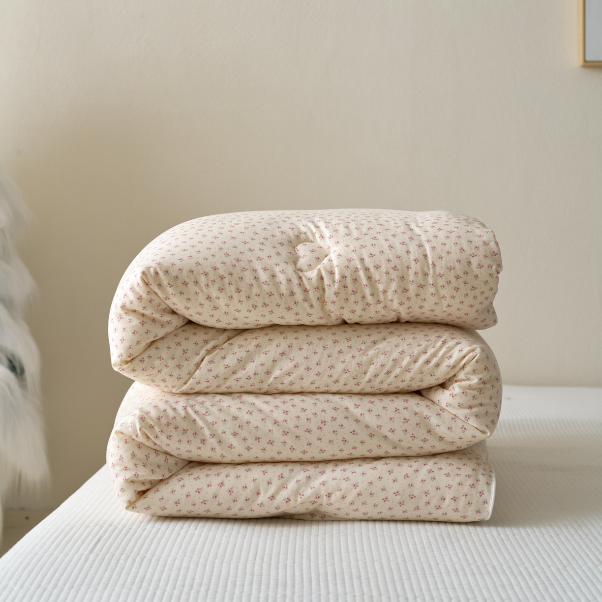 91家纺网 家纺一手货源 找家纺 久典家居 2025新款云糯棉印花大豆被被子被芯 花漾