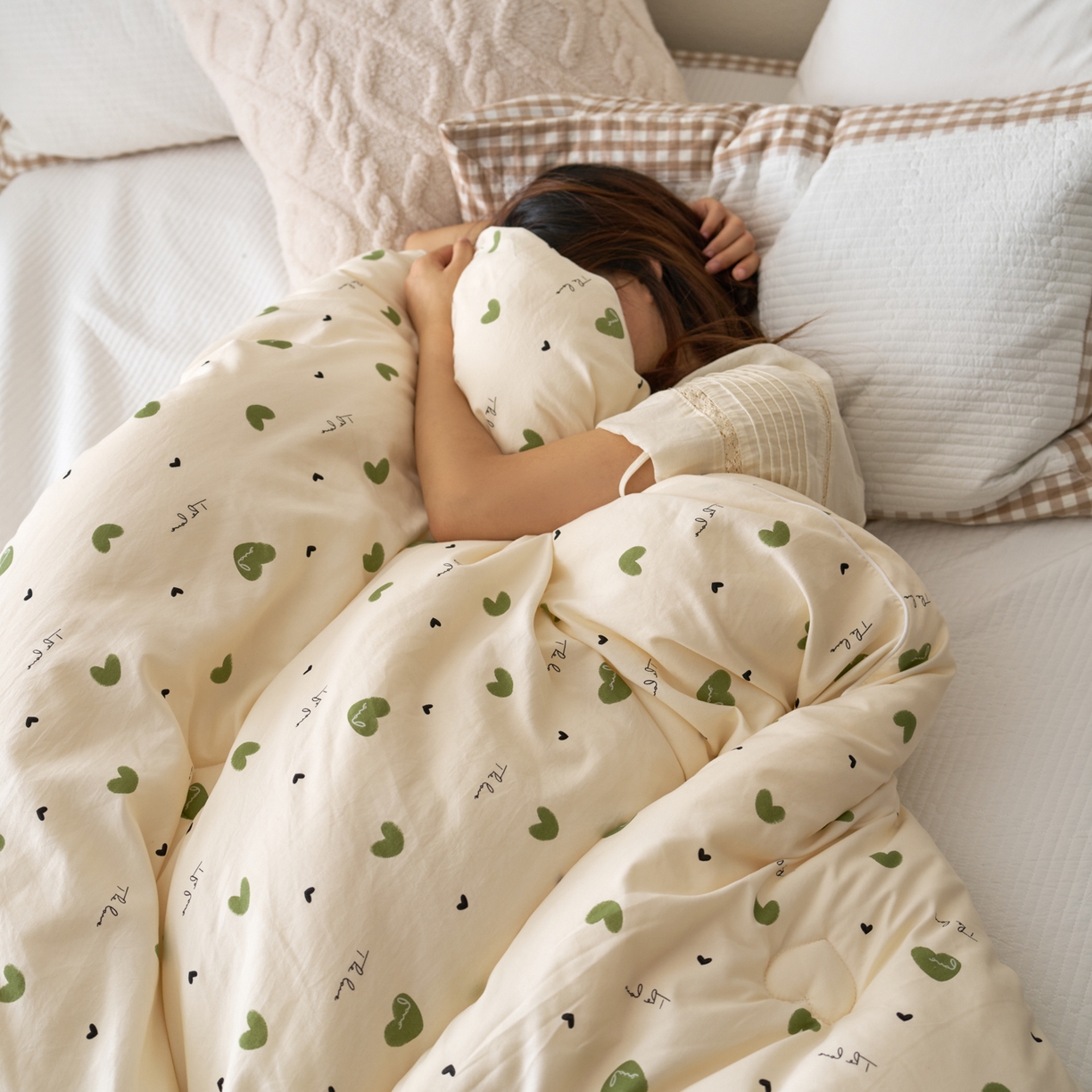 91家纺网 家纺一手货源 找家纺 久典家居 2025新款云糯棉印花大豆被被子被芯 爱心