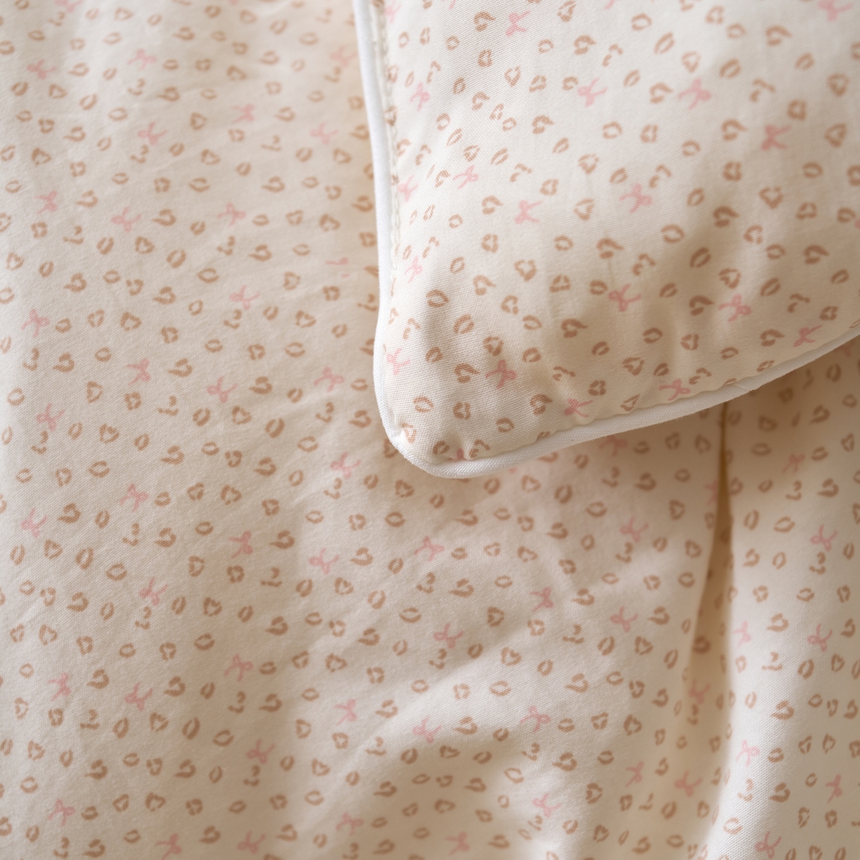 91家纺网 家纺一手货源 找家纺 久典家居 2025新款云糯棉印花大豆被被子被芯 淘气狗