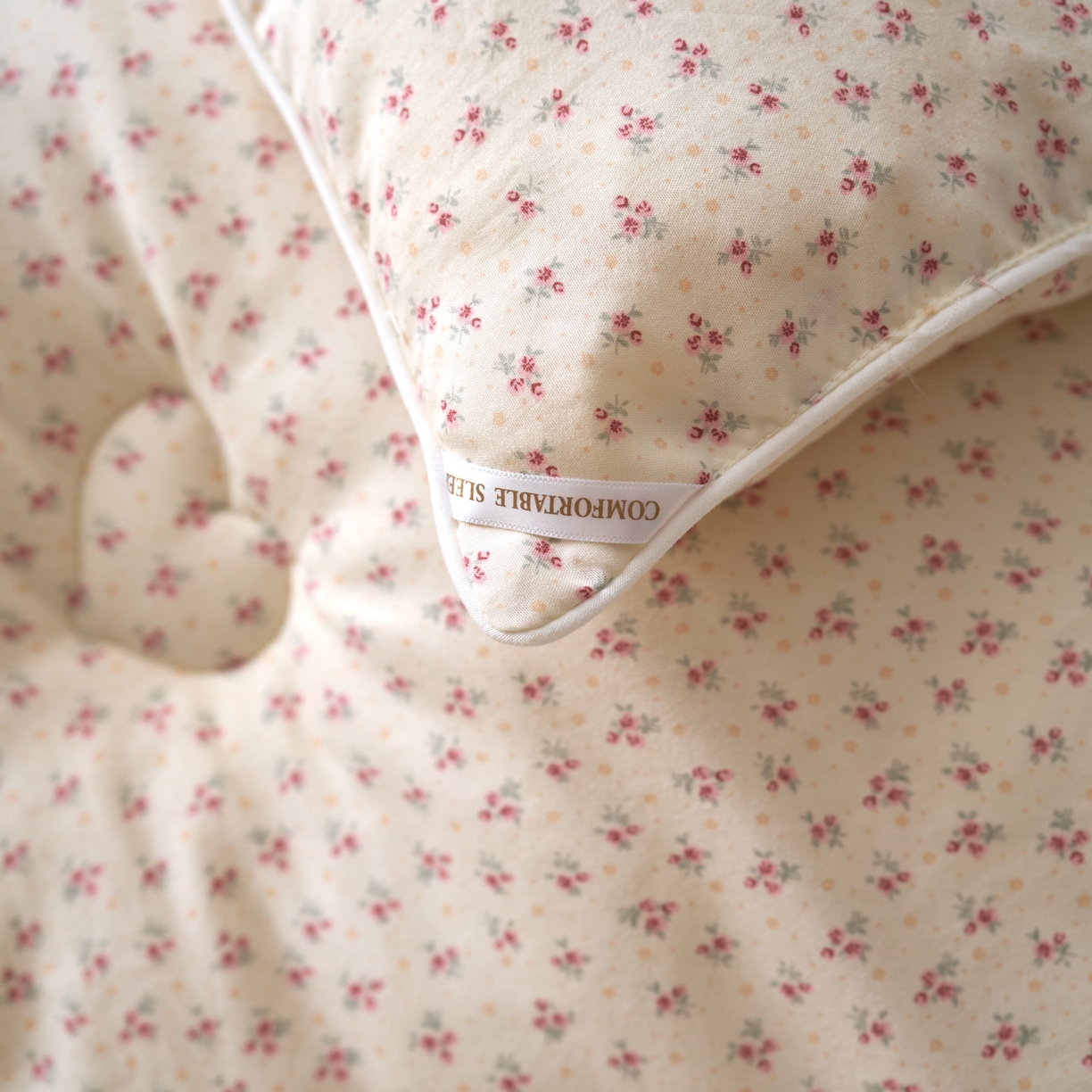 91家纺网 家纺一手货源 找家纺 久典家居 2025新款云糯棉印花大豆被被子被芯 花漾