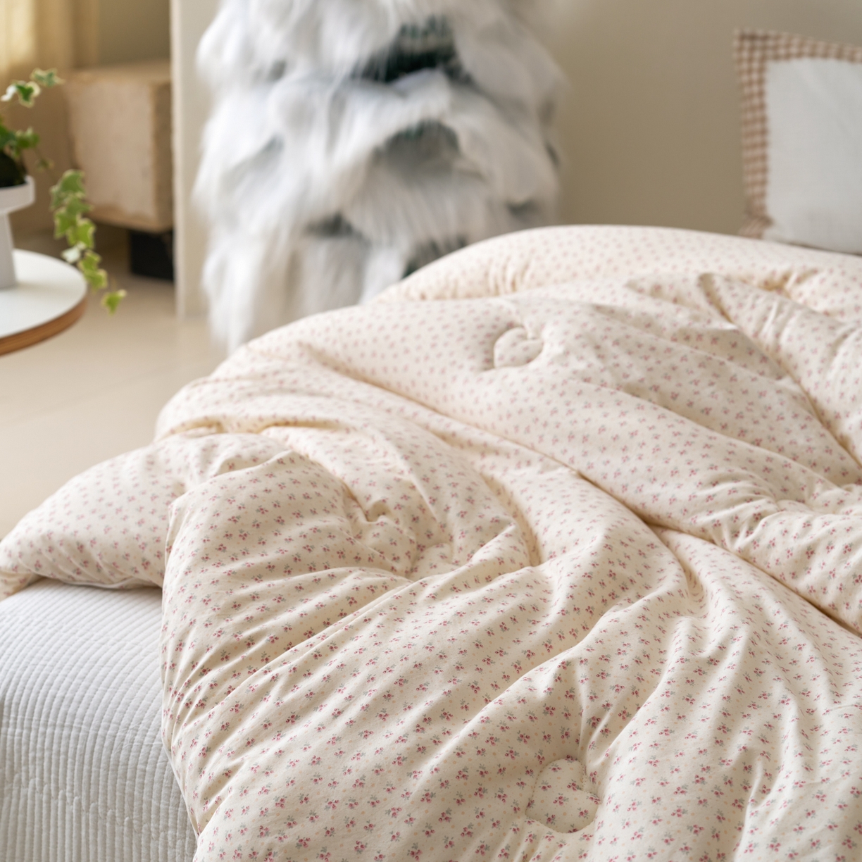 91家纺网 家纺一手货源 找家纺 久典家居 2025新款云糯棉印花大豆被被子被芯 花漾