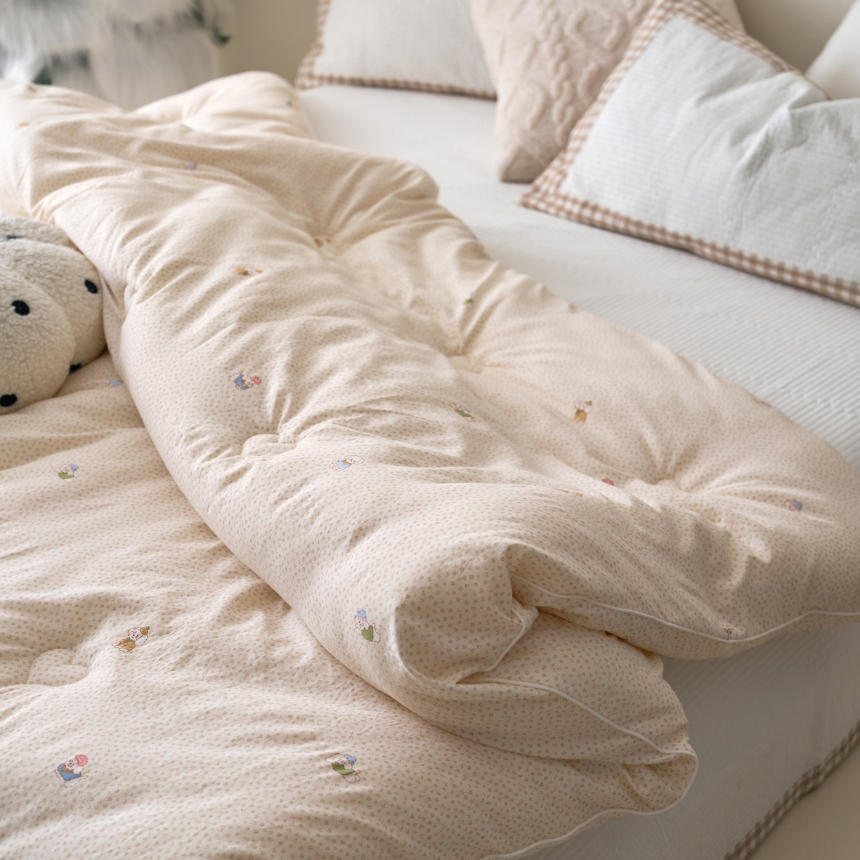 91家纺网 家纺一手货源 找家纺 久典家居 2025新款云糯棉印花大豆被被子被芯 淘气狗