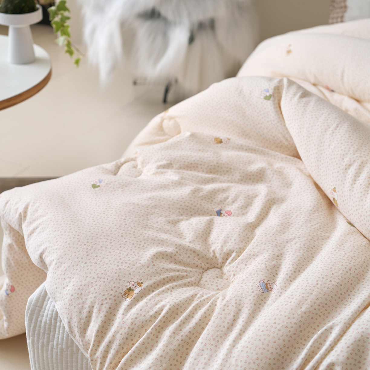 91家纺网 家纺一手货源 找家纺 久典家居 2025新款云糯棉印花大豆被被子被芯 淘气狗