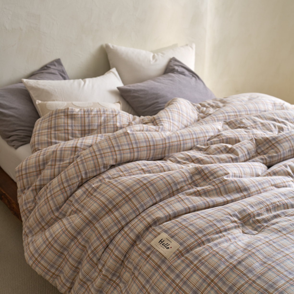 91家纺网 家纺一手货源 找家纺 久典家居 2025新款全棉色织水洗棉大豆被 被子被芯 乔安咖