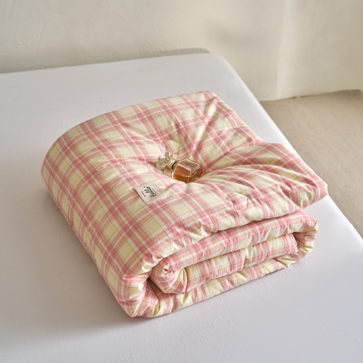 91家纺网 家纺一手货源 找家纺 久典家居 2025新款全棉色织水洗棉大豆被 被子被芯 芭蕾粉