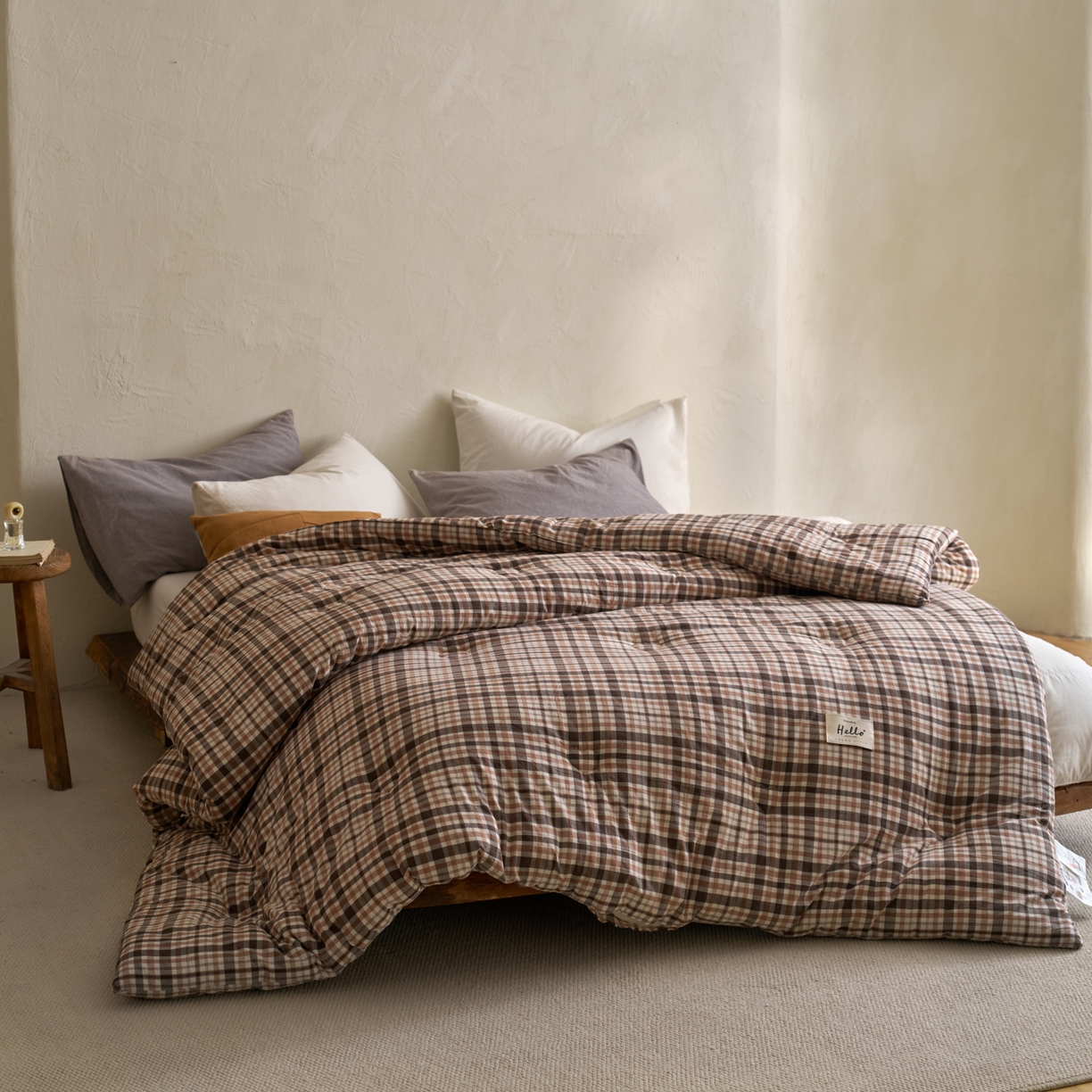 91家纺网 家纺一手货源 找家纺 久典家居 2025新款全棉色织水洗棉大豆被 被子被芯 茶里咖