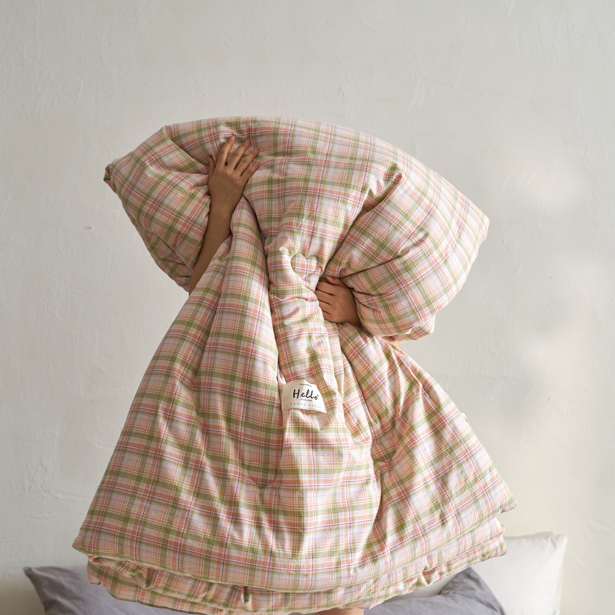 91家纺网 家纺一手货源 找家纺 久典家居 2025新款全棉色织水洗棉大豆被 被子被芯 乔安绿