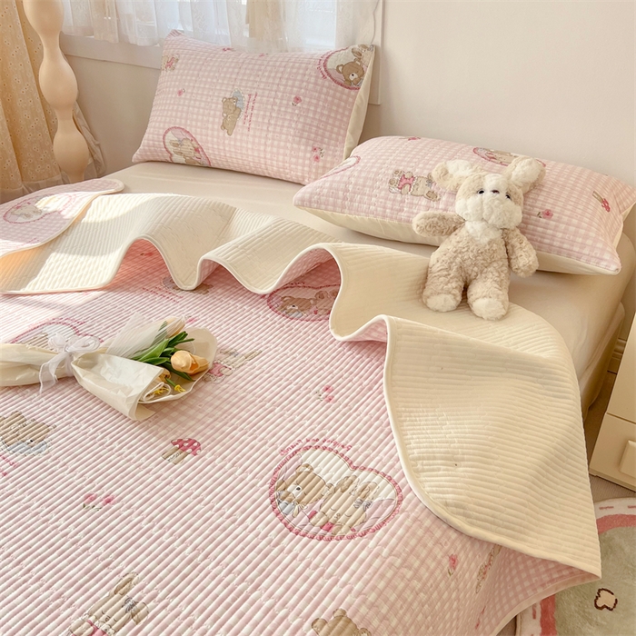 91家纺网 家纺一手货源 找家纺 （总）妮可 2025新款热款花型印花全棉夹棉多功能床垫-床盖