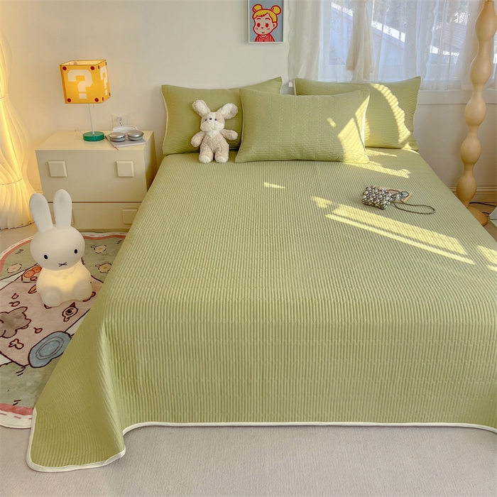 91家纺网 家纺一手货源 找家纺 妮可 2025新款热款花型印花全棉夹棉多功能床垫-床盖 发芽绿