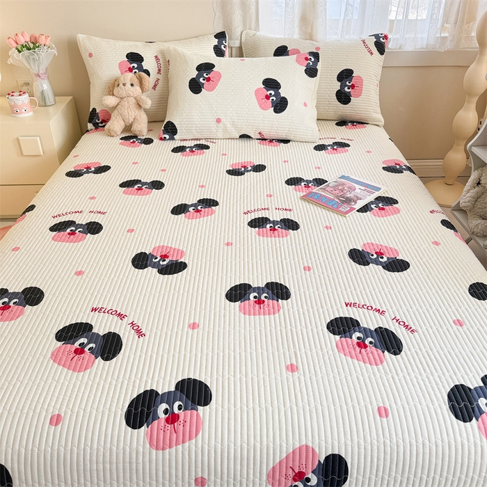 91家纺网 家纺一手货源 找家纺 妮可 2025新款热款花型印花全棉夹棉多功能床垫-床盖 粉点狗狗