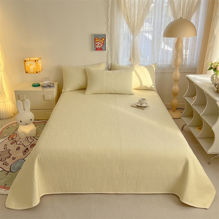 91家纺网 家纺一手货源 找家纺 妮可 2025新款热款花型印花全棉夹棉多功能床垫-床盖 奶白色