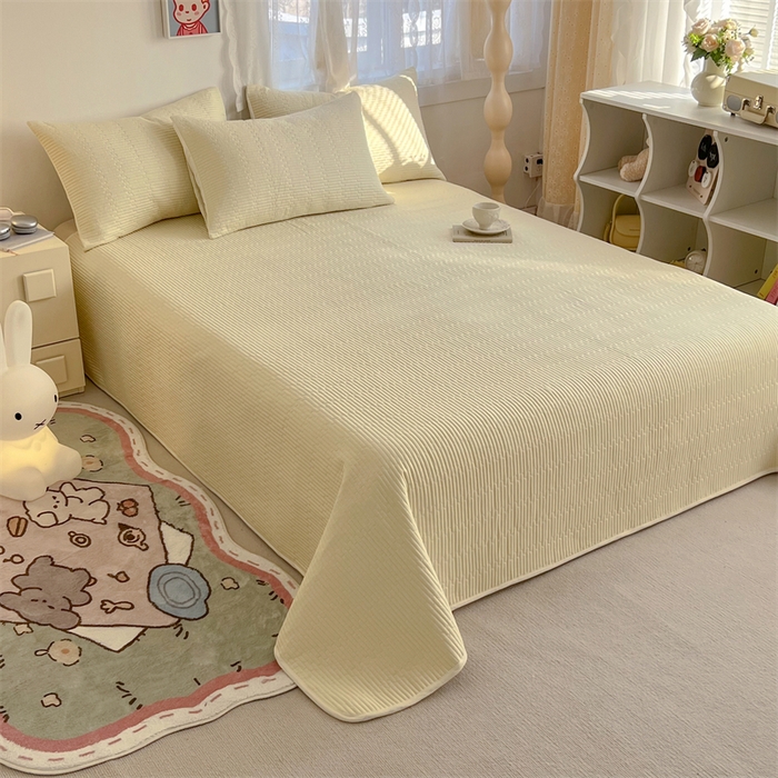 91家纺网 家纺一手货源 找家纺 妮可 2025新款热款花型印花全棉夹棉多功能床垫-床盖 奶白色