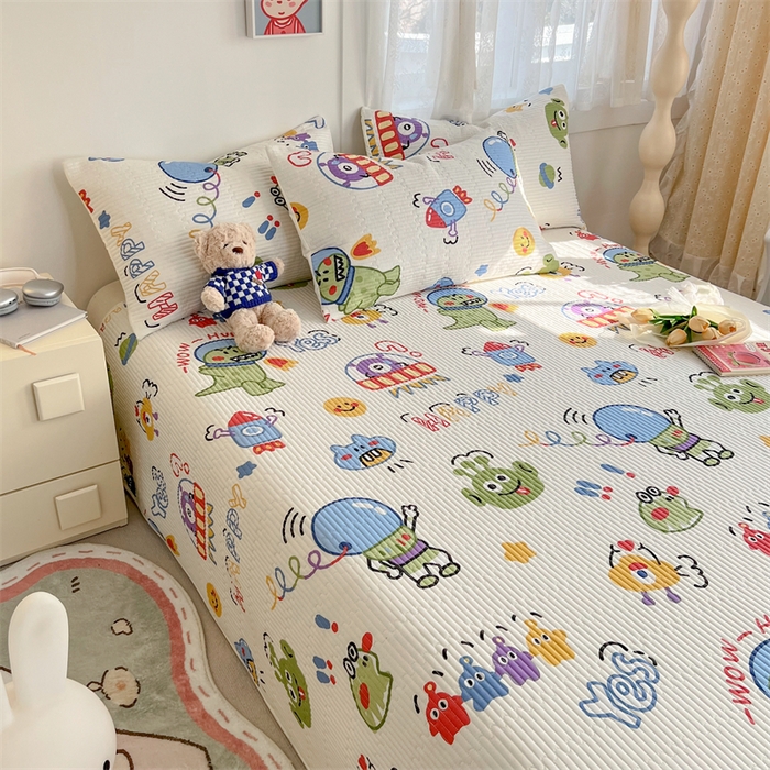 91家纺网 家纺一手货源 找家纺 妮可 2025新款热款花型印花全棉夹棉多功能床垫-床盖 玩具总动员