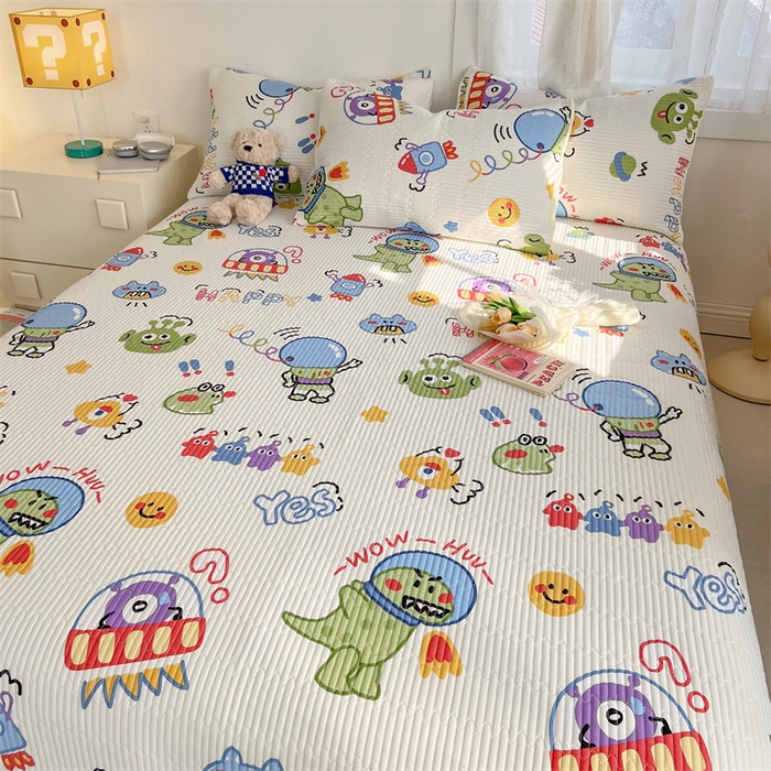 91家纺网 家纺一手货源 找家纺 妮可 2025新款热款花型印花全棉夹棉多功能床垫-床盖 玩具总动员