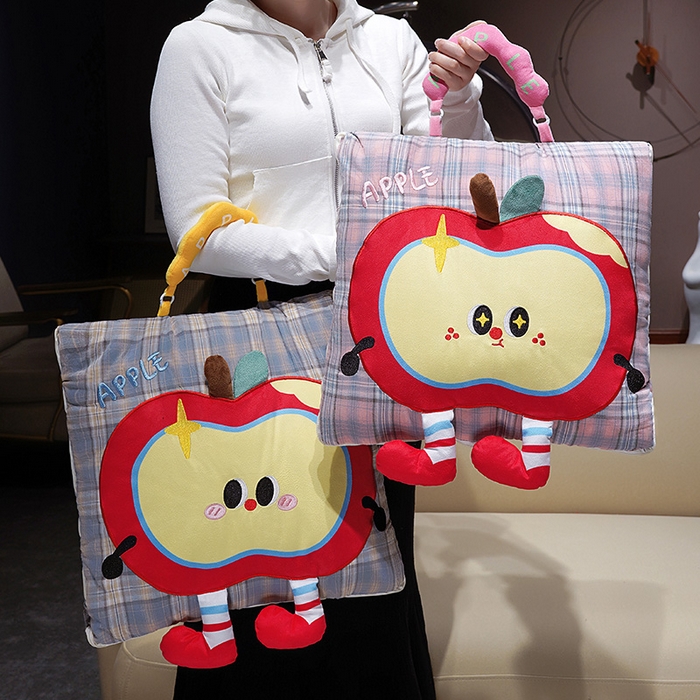 91家纺网 家纺一手货源 找家纺 （总）仟亿莱 2025新款大眼红苹果格子布抱枕被