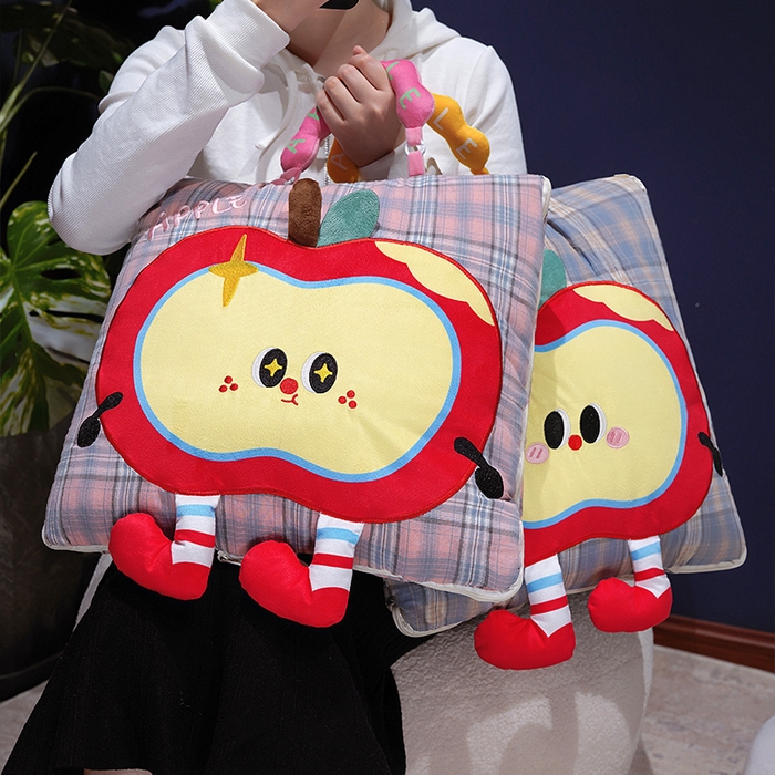 91家纺网 家纺一手货源 找家纺 （总）仟亿莱 2025新款大眼红苹果格子布抱枕被