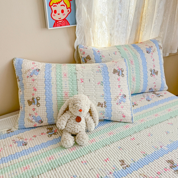 91家纺网 家纺一手货源 找家纺 妮可 2025新款热款花型印花全棉夹棉多功能床垫-床盖 爱丽丝