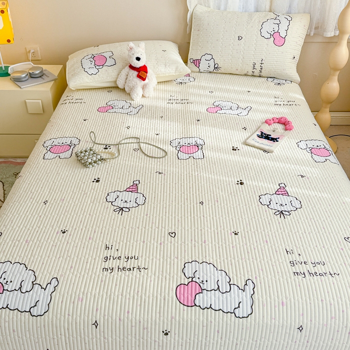 91家纺网 家纺一手货源 找家纺 妮可 2025新款热款花型印花全棉夹棉多功能床垫-床盖 爱心小狗