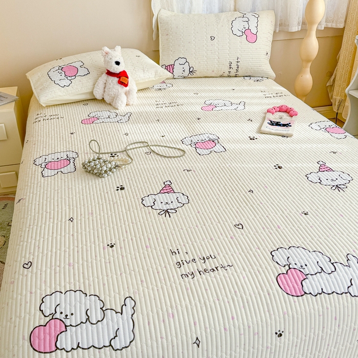 91家纺网 家纺一手货源 找家纺 妮可 2025新款热款花型印花全棉夹棉多功能床垫-床盖 爱心小狗