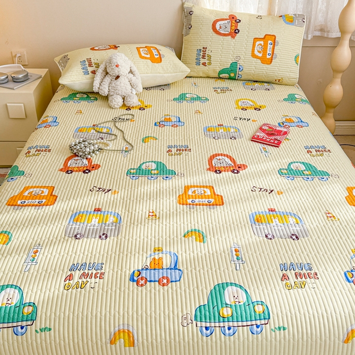 91家纺网 家纺一手货源 找家纺 妮可 2025新款热款花型印花全棉夹棉多功能床垫-床盖 嘟嘟派对