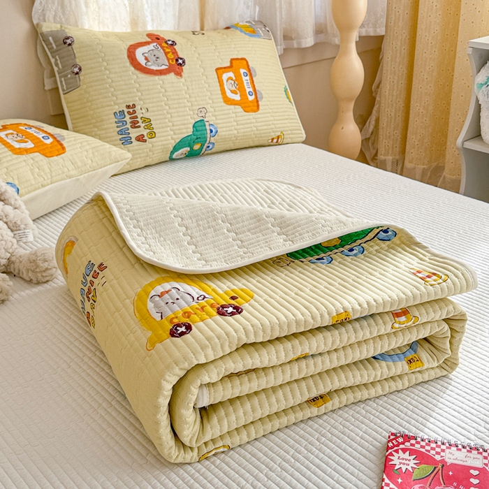 91家纺网 家纺一手货源 找家纺 妮可 2025新款热款花型印花全棉夹棉多功能床垫-床盖 嘟嘟派对