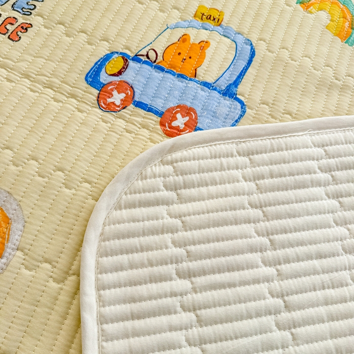 91家纺网 家纺一手货源 找家纺 妮可 2025新款热款花型印花全棉夹棉多功能床垫-床盖 嘟嘟派对