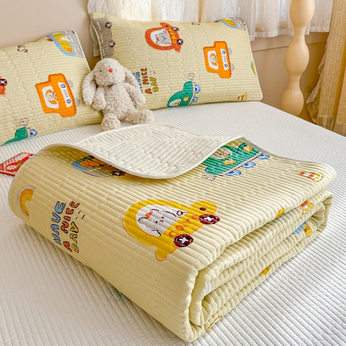 91家纺网 家纺一手货源 找家纺 妮可 2025新款热款花型印花全棉夹棉多功能床垫-床盖 嘟嘟派对