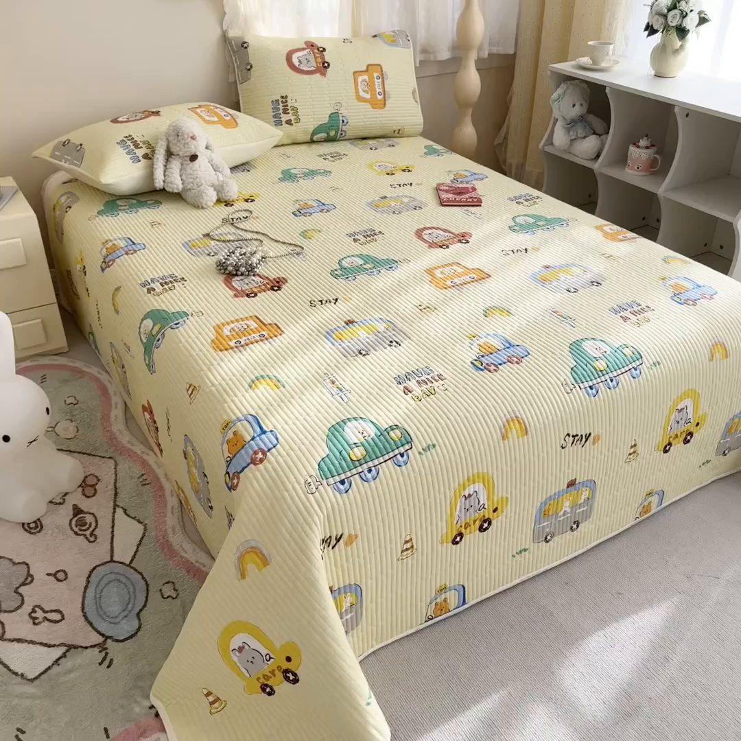 91家纺网 家纺一手货源 找家纺 妮可 2025新款热款花型印花全棉夹棉多功能床垫-床盖 嘟嘟派对