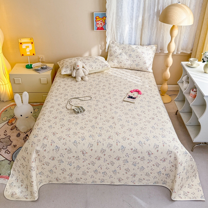 91家纺网 家纺一手货源 找家纺 妮可 2025新款热款花型印花全棉夹棉多功能床垫-床盖 繁花