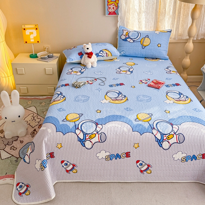 91家纺网 家纺一手货源 找家纺 妮可 2025新款热款花型印花全棉夹棉多功能床垫-床盖 快乐宇航员