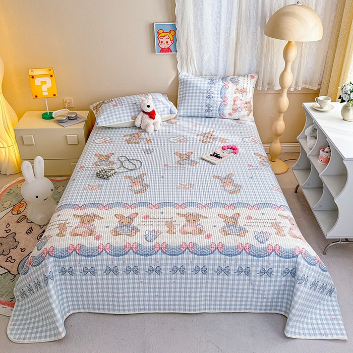 91家纺网 家纺一手货源 找家纺 妮可 2025新款热款花型印花全棉夹棉多功能床垫-床盖 莉雅兔