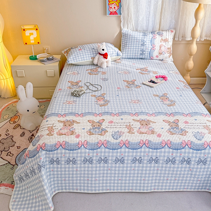 91家纺网 家纺一手货源 找家纺 妮可 2025新款热款花型印花全棉夹棉多功能床垫-床盖 莉雅兔