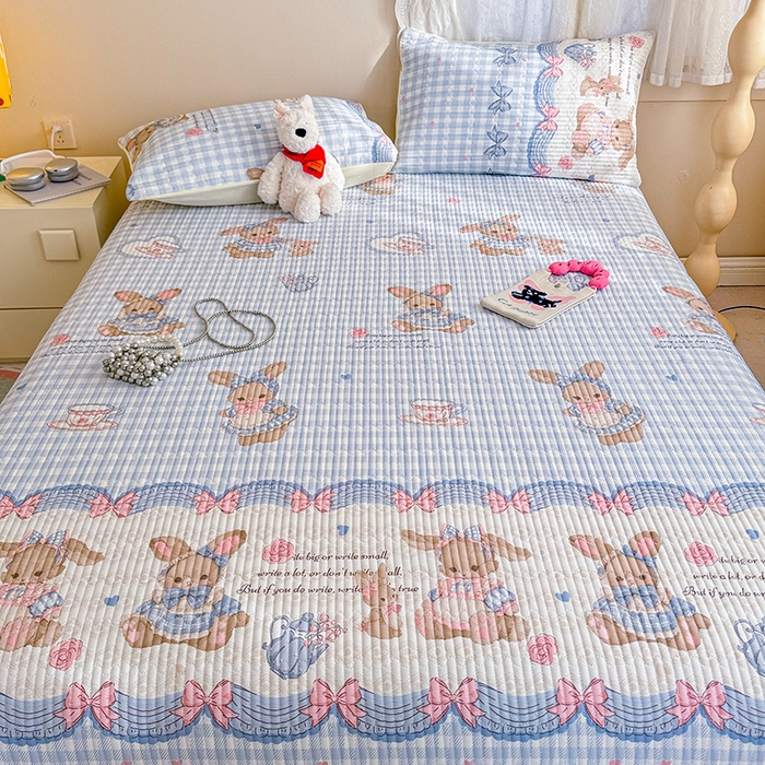 91家纺网 家纺一手货源 找家纺 妮可 2025新款热款花型印花全棉夹棉多功能床垫-床盖 莉雅兔