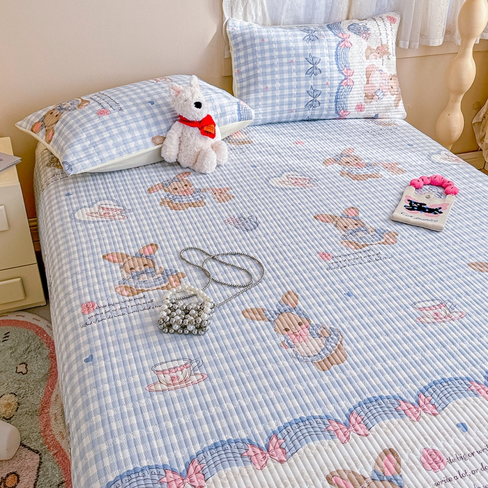 91家纺网 家纺一手货源 找家纺 妮可 2025新款热款花型印花全棉夹棉多功能床垫-床盖 莉雅兔