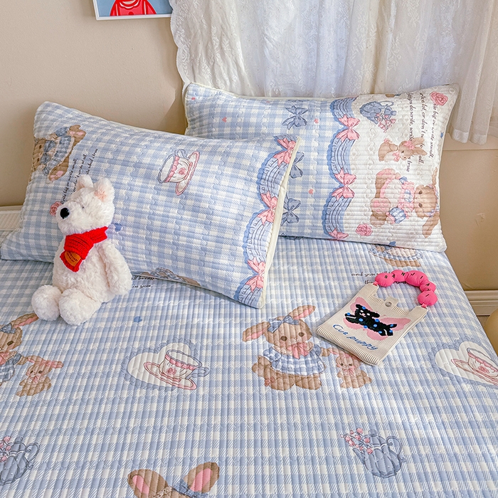 91家纺网 家纺一手货源 找家纺 妮可 2025新款热款花型印花全棉夹棉多功能床垫-床盖 莉雅兔