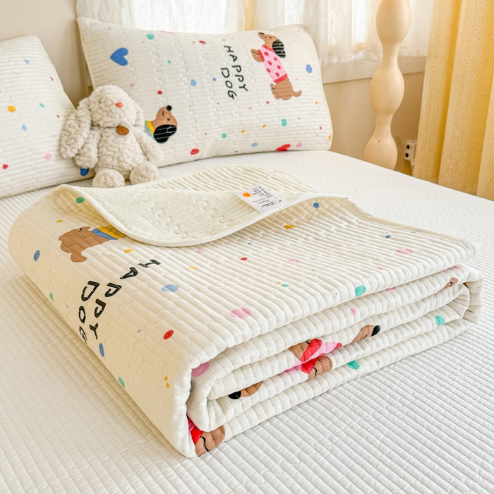 91家纺网 家纺一手货源 找家纺 妮可 2025新款热款花型印花全棉夹棉多功能床垫-床盖 甜心汪汪