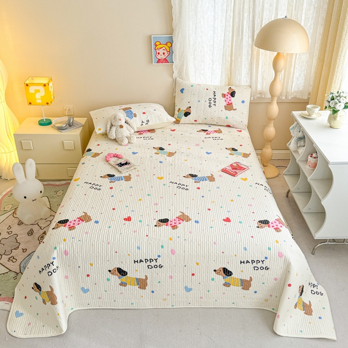 91家纺网 家纺一手货源 找家纺 妮可 2025新款热款花型印花全棉夹棉多功能床垫-床盖 甜心汪汪