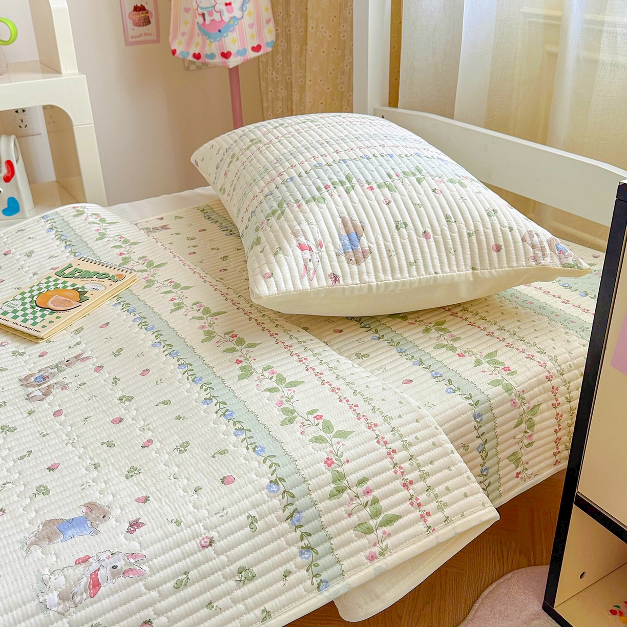 91家纺网 家纺一手货源 找家纺 （总）妮可 2025热款学生床全棉夹棉多功能床垫-床盖