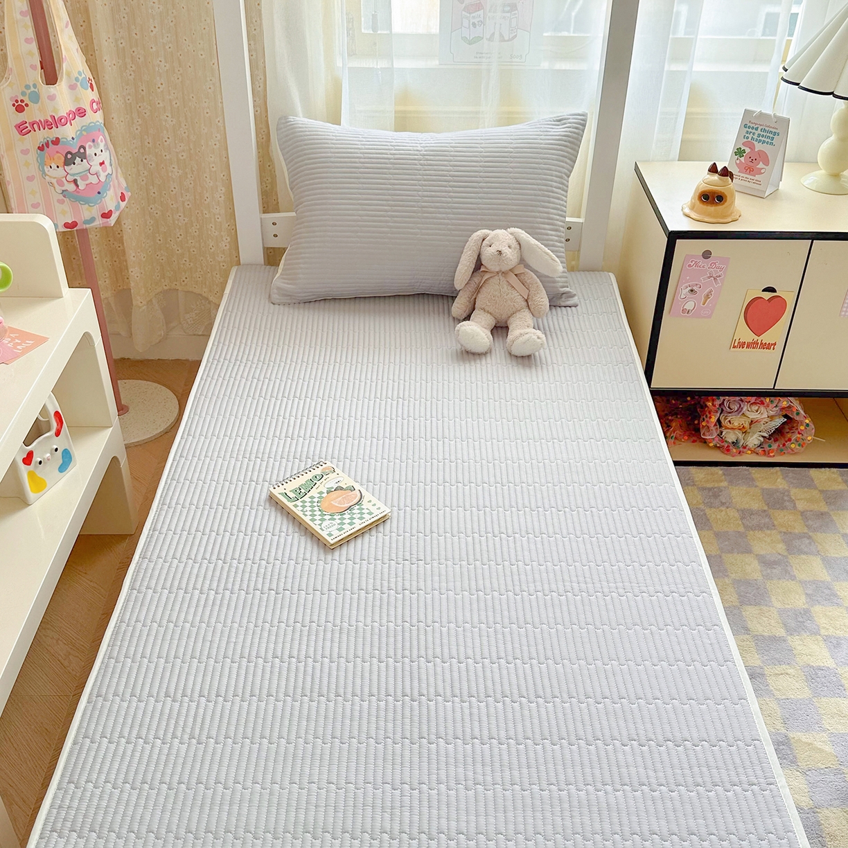 91家纺网 家纺一手货源 找家纺 妮可 2025热款学生床全棉夹棉多功能床垫-床盖 绅士灰