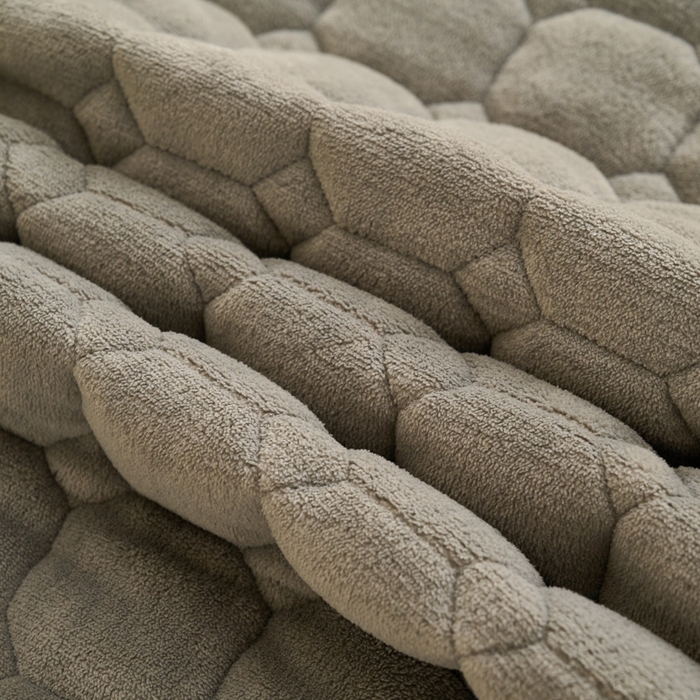 91家纺网 家纺一手货源 找家纺 缦吉 2025冬季新款亲肤舒适简约牛奶绒床垫床褥子 银灰