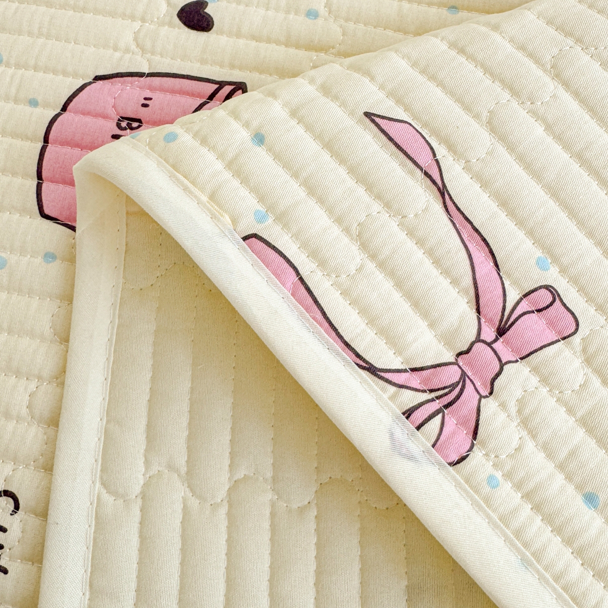 91家纺网 家纺一手货源 找家纺 妮可 2025热款学生床全棉夹棉多功能床垫-床盖 爱乐之城