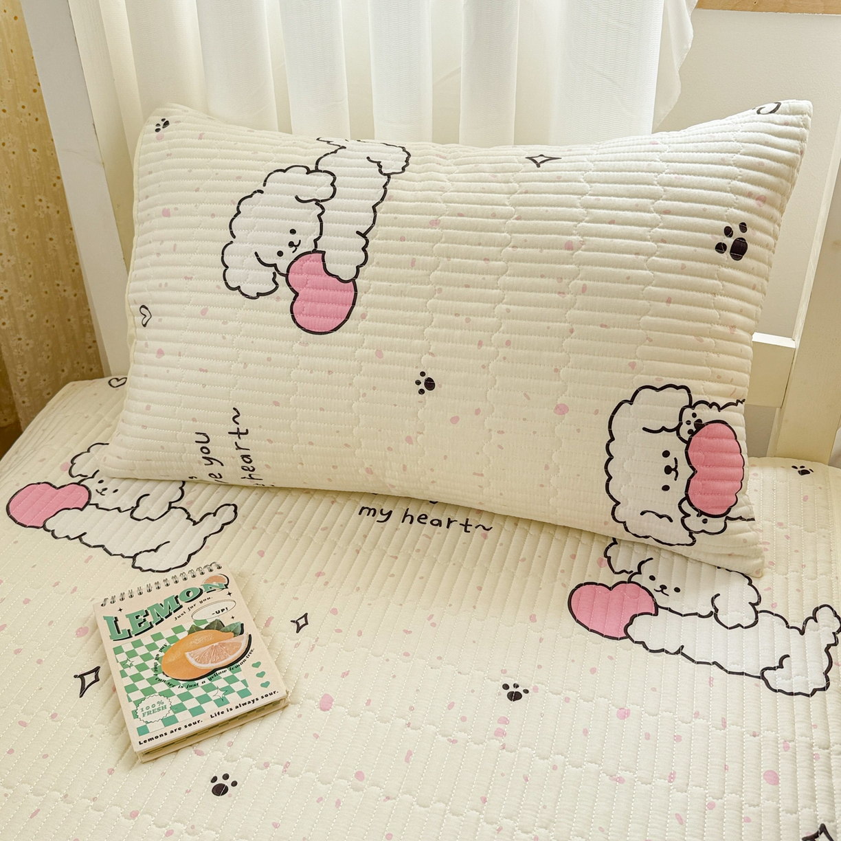 91家纺网 家纺一手货源 找家纺 妮可 2025热款学生床全棉夹棉多功能床垫-床盖 爱心小狗