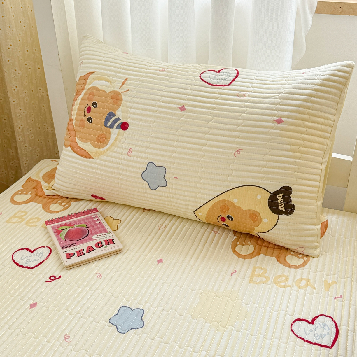 91家纺网 家纺一手货源 找家纺 妮可 2025热款学生床全棉夹棉多功能床垫-床盖 黄油小熊