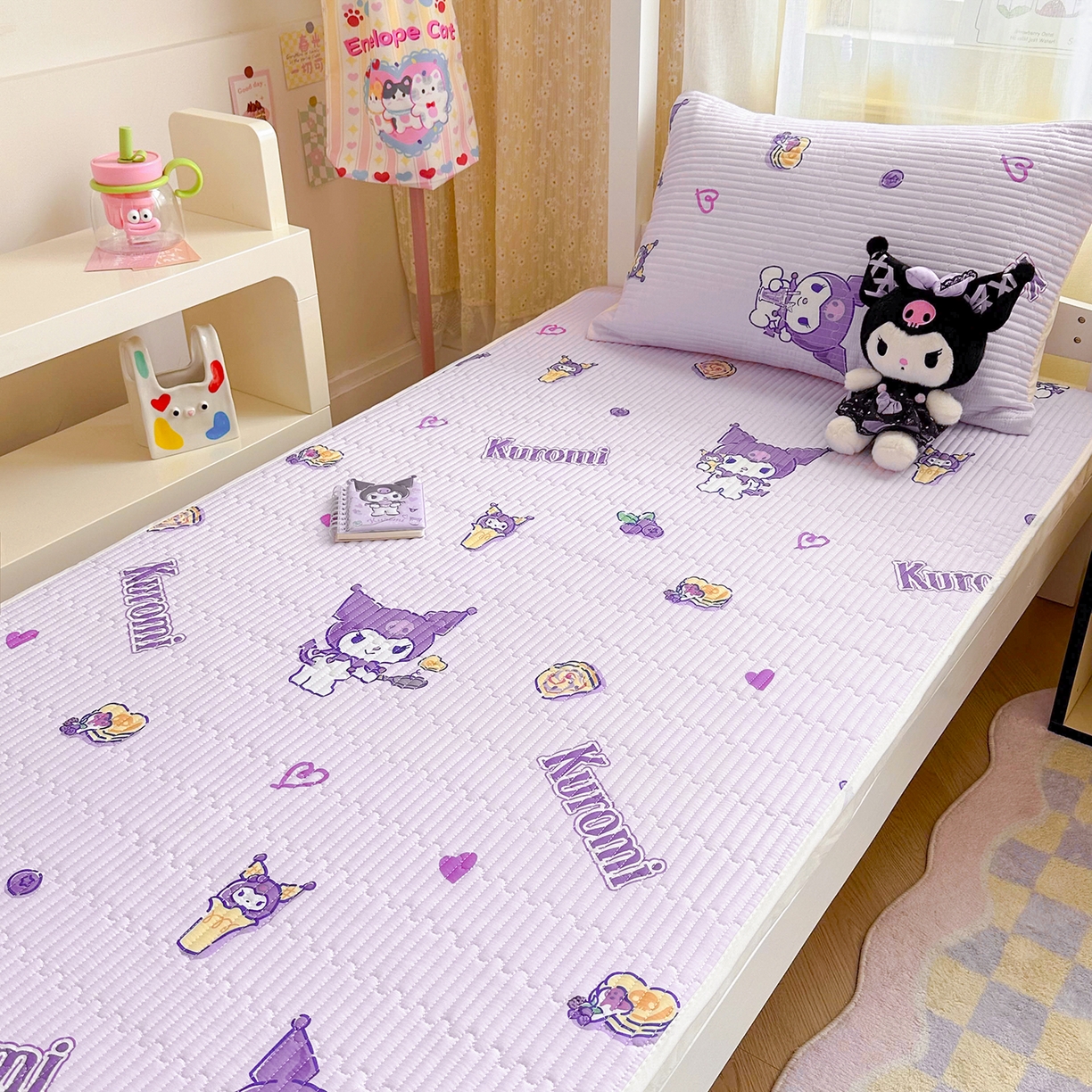 91家纺网 家纺一手货源 找家纺 妮可 2025热款学生床全棉夹棉多功能床垫-床盖 甜心库洛米