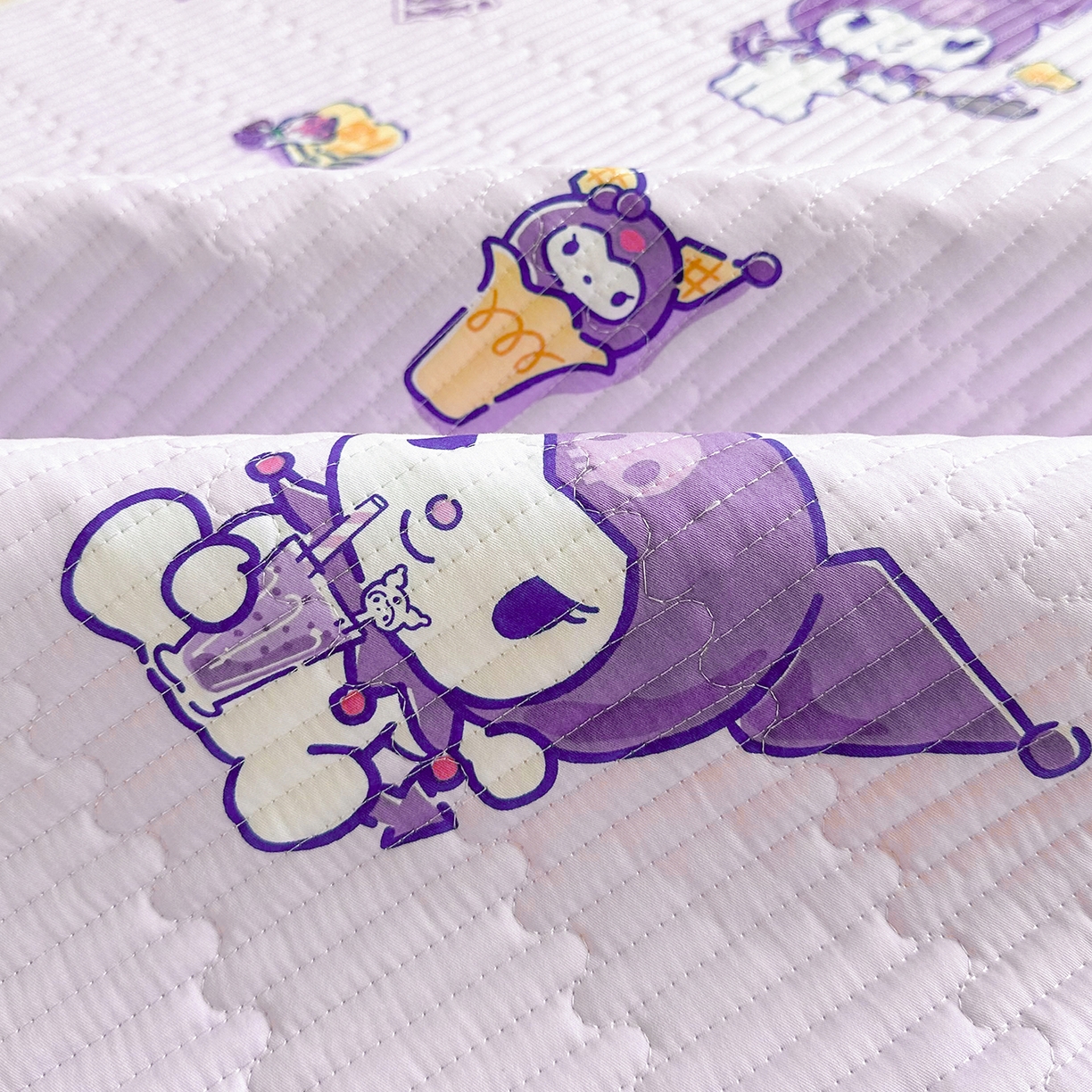 91家纺网 家纺一手货源 找家纺 妮可 2025热款学生床全棉夹棉多功能床垫-床盖 甜心库洛米