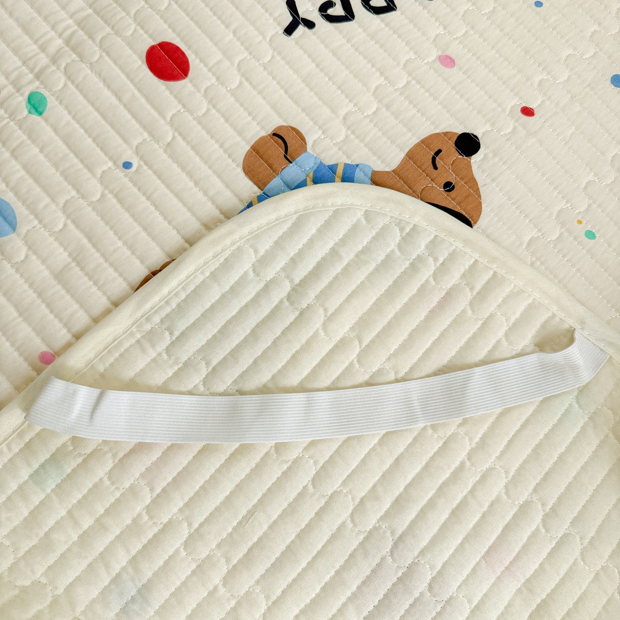 91家纺网 家纺一手货源 找家纺 妮可 2025热款学生床全棉夹棉多功能床垫-床盖 甜心汪汪