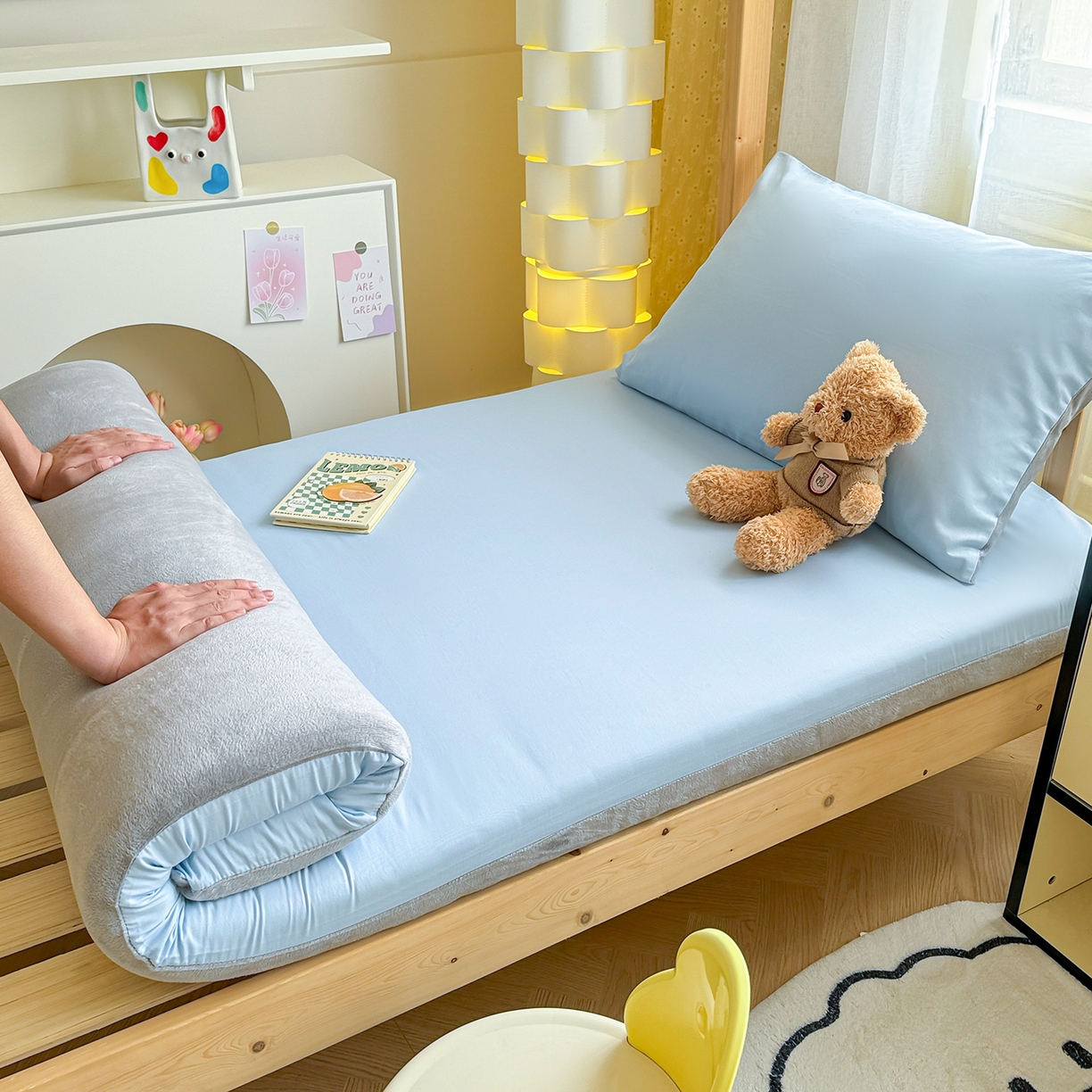 91家纺网 家纺一手货源 找家纺 妮可 2025热款花型全包床垫套褥子套（AB双版A全棉B绒） 宾利蓝