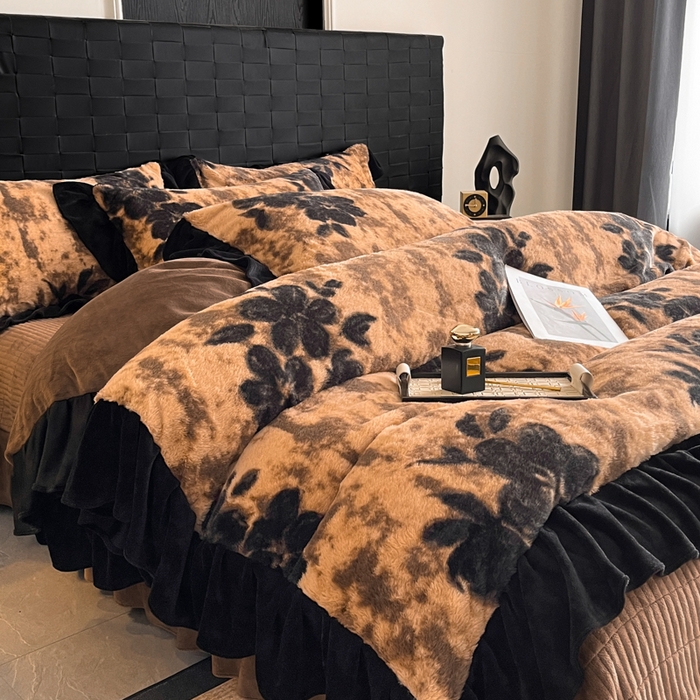 91家纺网 家纺一手货源 找家纺 利欧 2025新款兔毛牛奶绒印花四件套 古意幽花