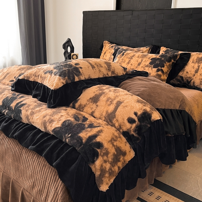 91家纺网 家纺一手货源 找家纺 利欧 2025新款兔毛牛奶绒印花四件套 古意幽花