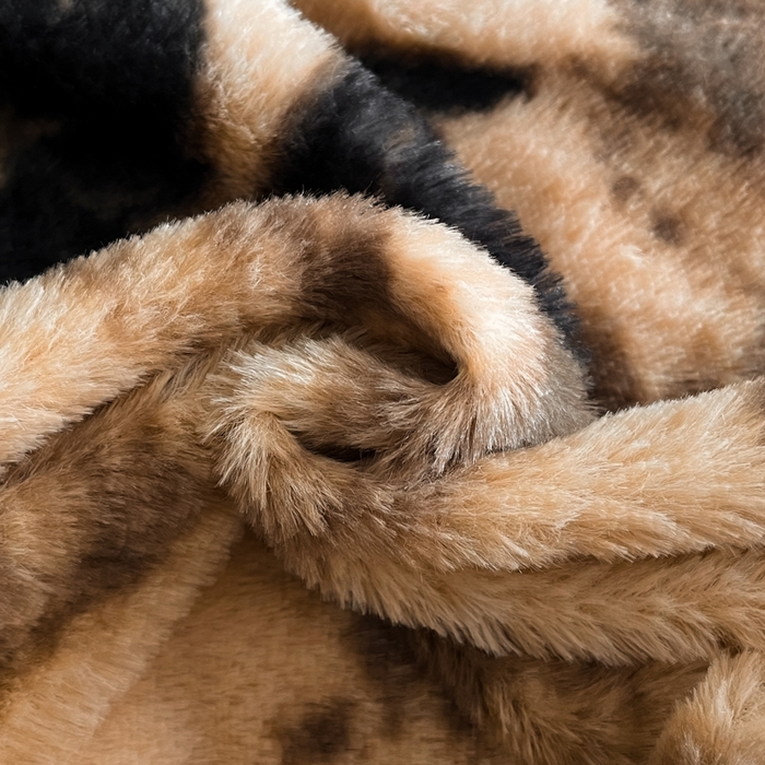 91家纺网 家纺一手货源 找家纺 利欧 2025新款兔毛牛奶绒印花四件套 古意幽花